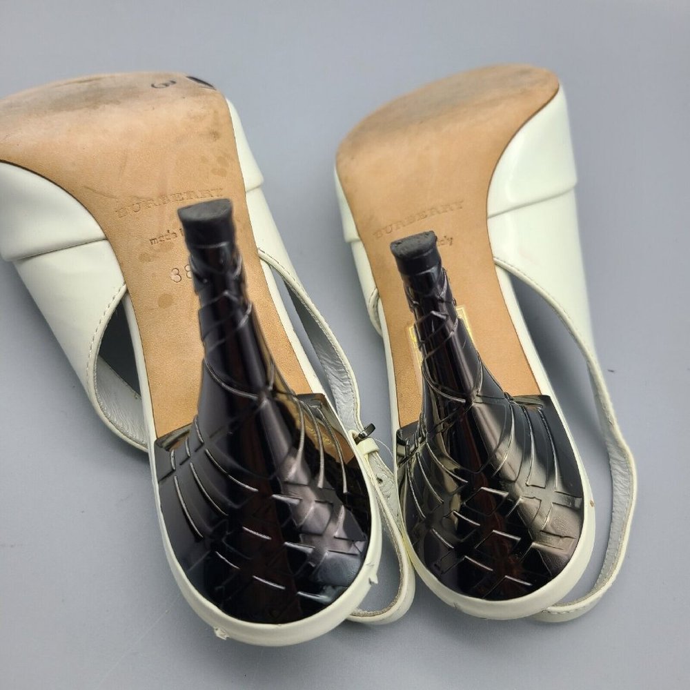 Burberry VTG Heels Women Sandals Sz.38.5 Slingback Pump White Bone Patent Metal - Picture 5 of 11